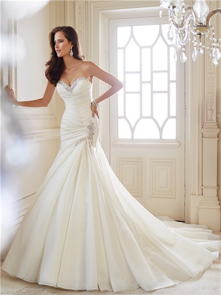 Amazing Sweetheart Crystal Wedding Dress in 2023 Don t miss out 