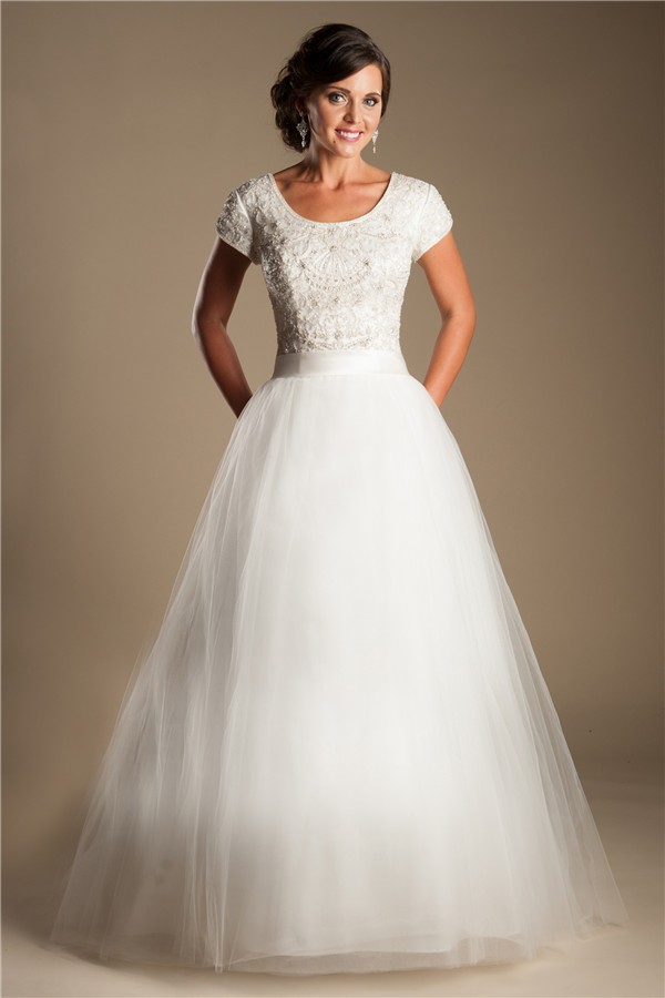 Modest Ball Gown Scoop Neck Short Sleeve Tulle Beaded Wedding Dress ...