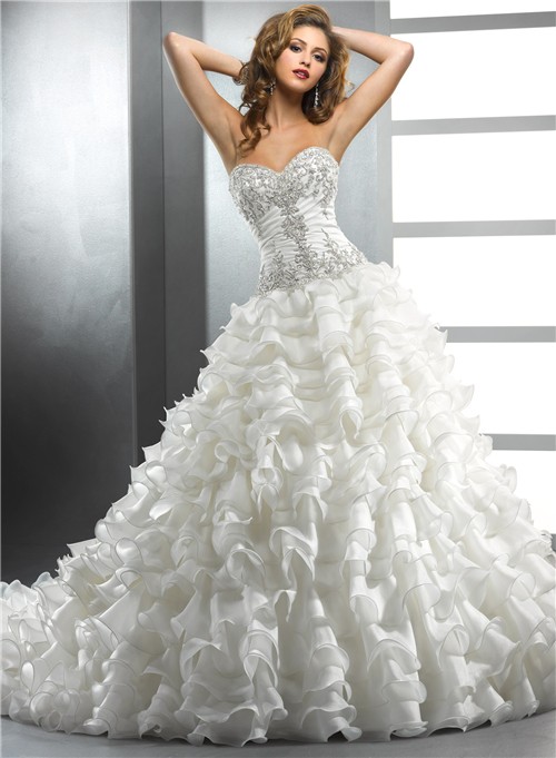 Royal Ball Gown Sweetheart Ivory Organza Wedding dress With Beading ...