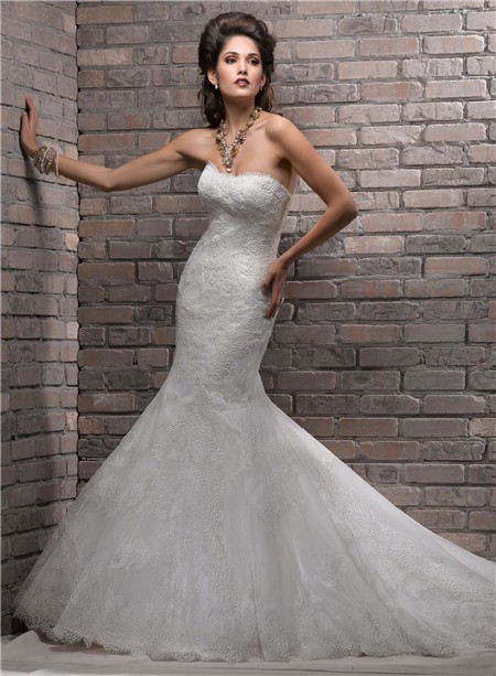 Stunning Mermaid Strapless Scalloped Neckline Lace Wedding Dress Corset ...