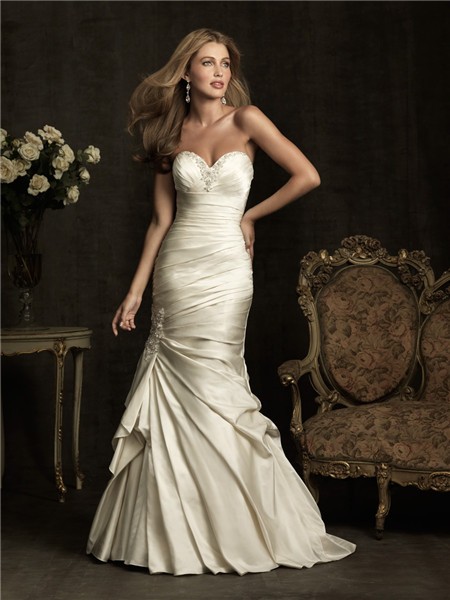 Stunning Mermaid Sweetheart Ivory Cream Satin Ruched Wedding Dress ...